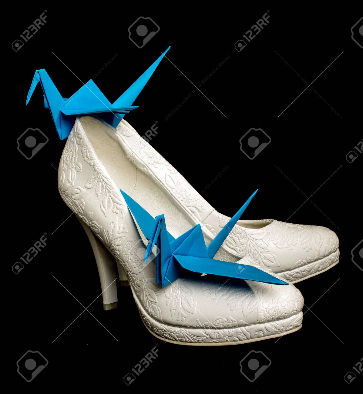 ブライダルの靴の折り紙折り鶴 の写真素材 画像素材 Image