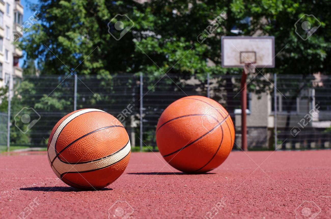 basket ball balls