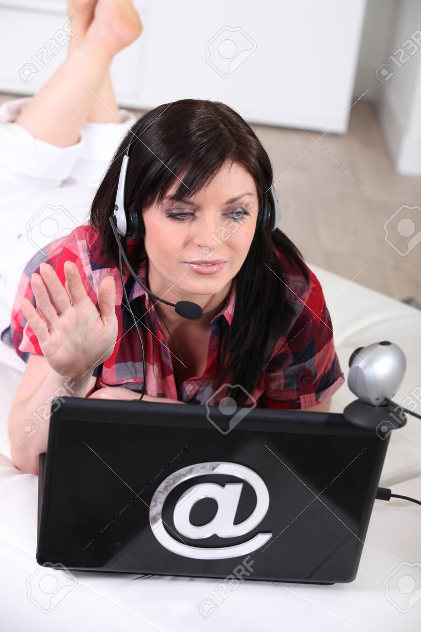 Woman talking on webcam — 11