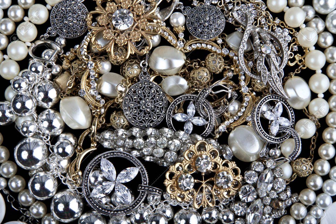 Joyería. Fondo Fotos, Retratos, Imágenes Y Fotografía De Archivo Libres De Derecho.