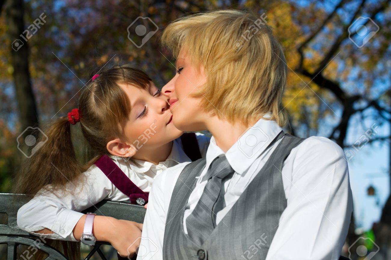 Mother Daughter Making Out With Mother Daughter Making Out With