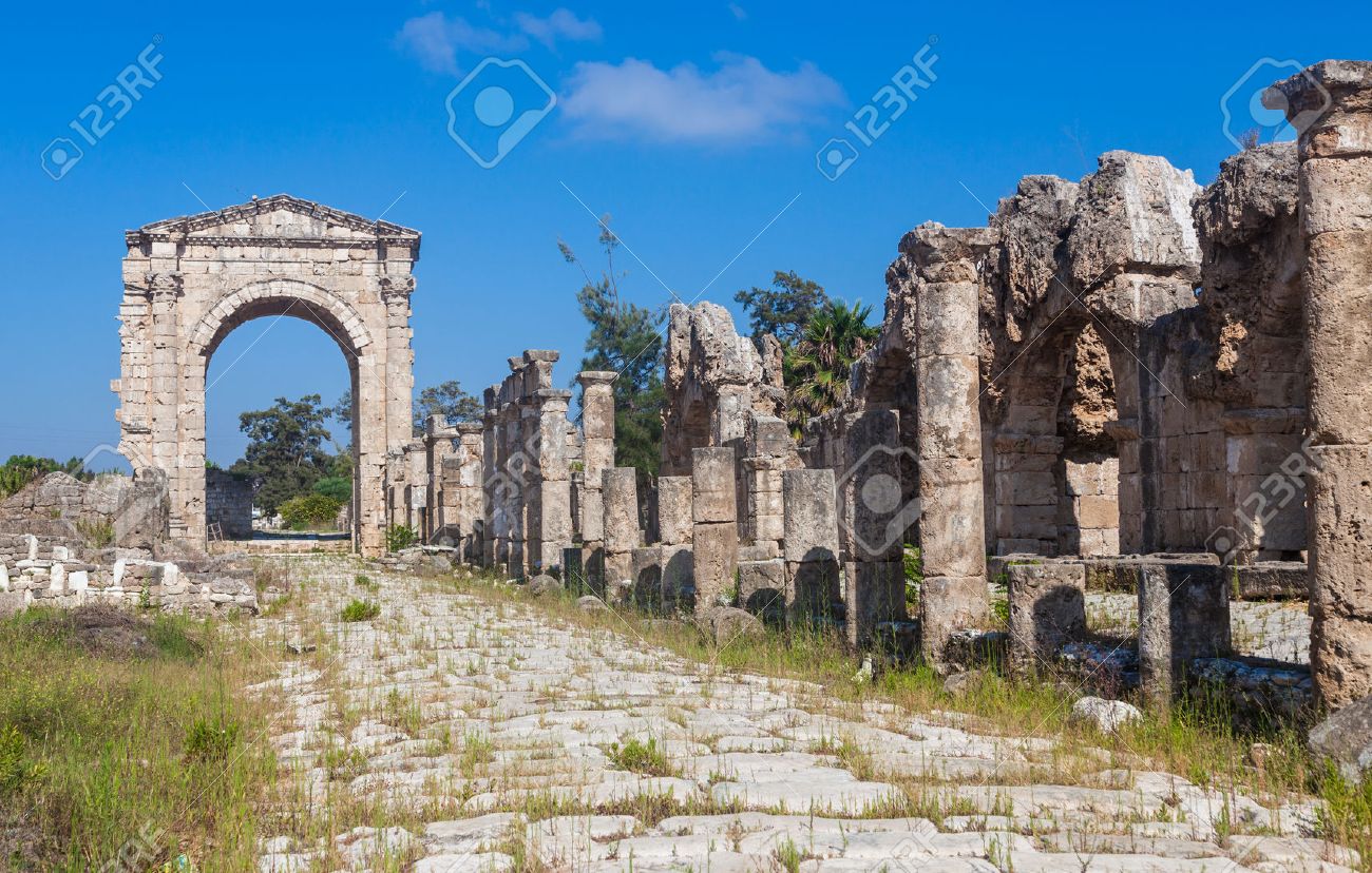 古代ローマ凱旋門 ティルス レバノンの遺跡 の写真素材 画像素材 Image