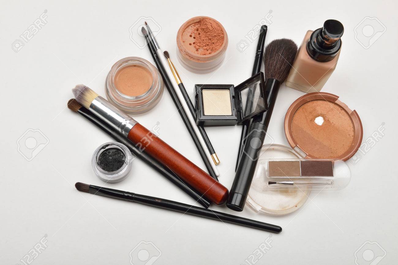 liquid compact powder