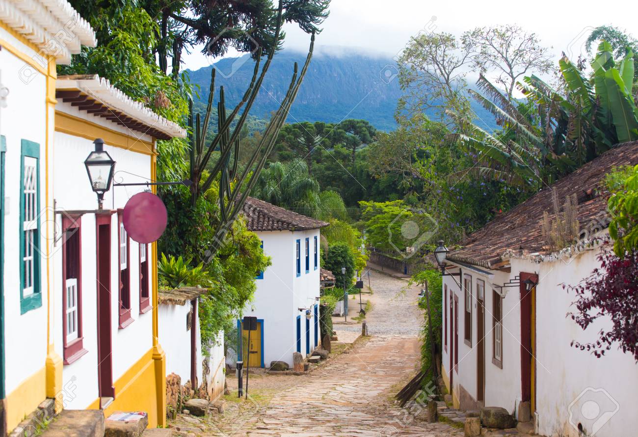 Tiradentes Minas Gerais fonte: previews.123rf.com Fonte: previews.123rf.com