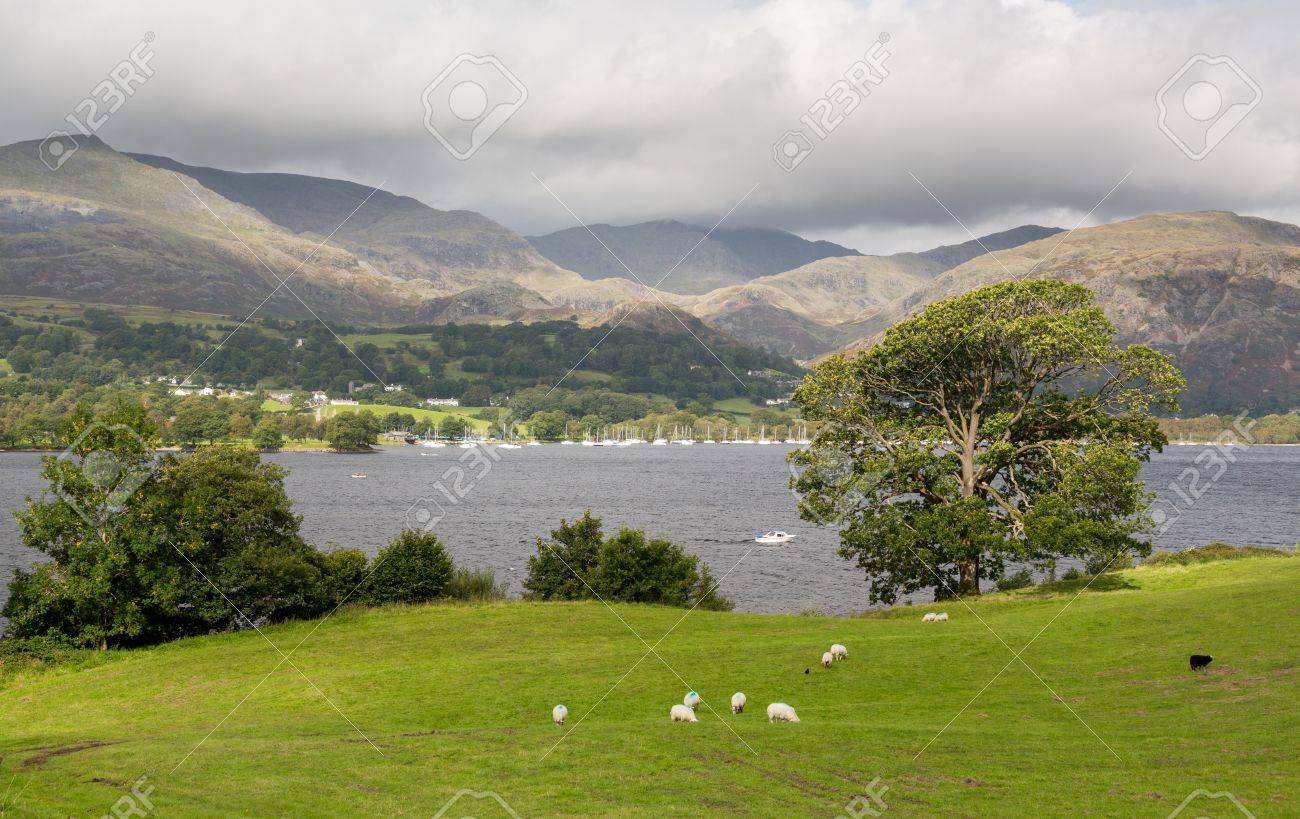 イギリス湖水地方のコニストンの眺め の写真素材 画像素材 Image イギリス湖水地方のコニストンの眺め の写真素材 画像素材 Image