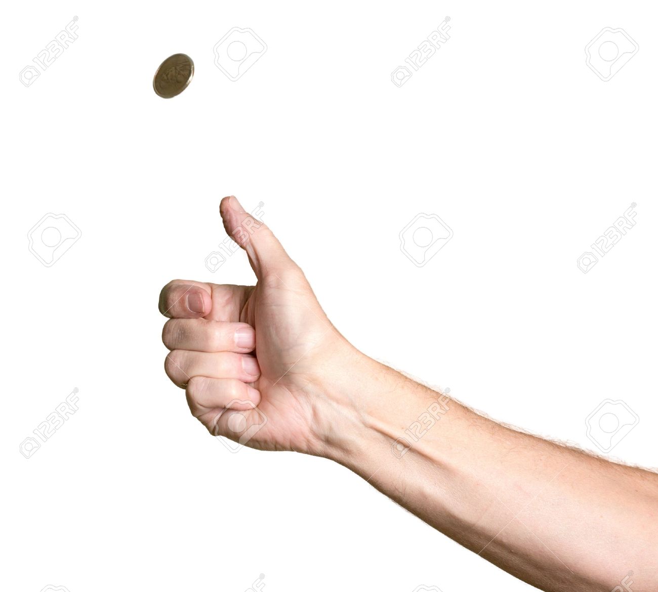 손을 공중에 황금 미국 동전 던지기와 머리쪽으로 회전하는 남성 팔을 로열티 무료 사진, 그림, 이미지 그리고 스톡포토그래피. Image  15984386