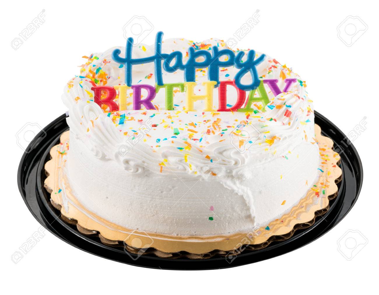 Gateau D Anniversaire Avec Glacage Blanc Et Joyeux Anniversaire En Plastique Banque D Images Et Photos Libres De Droits Image