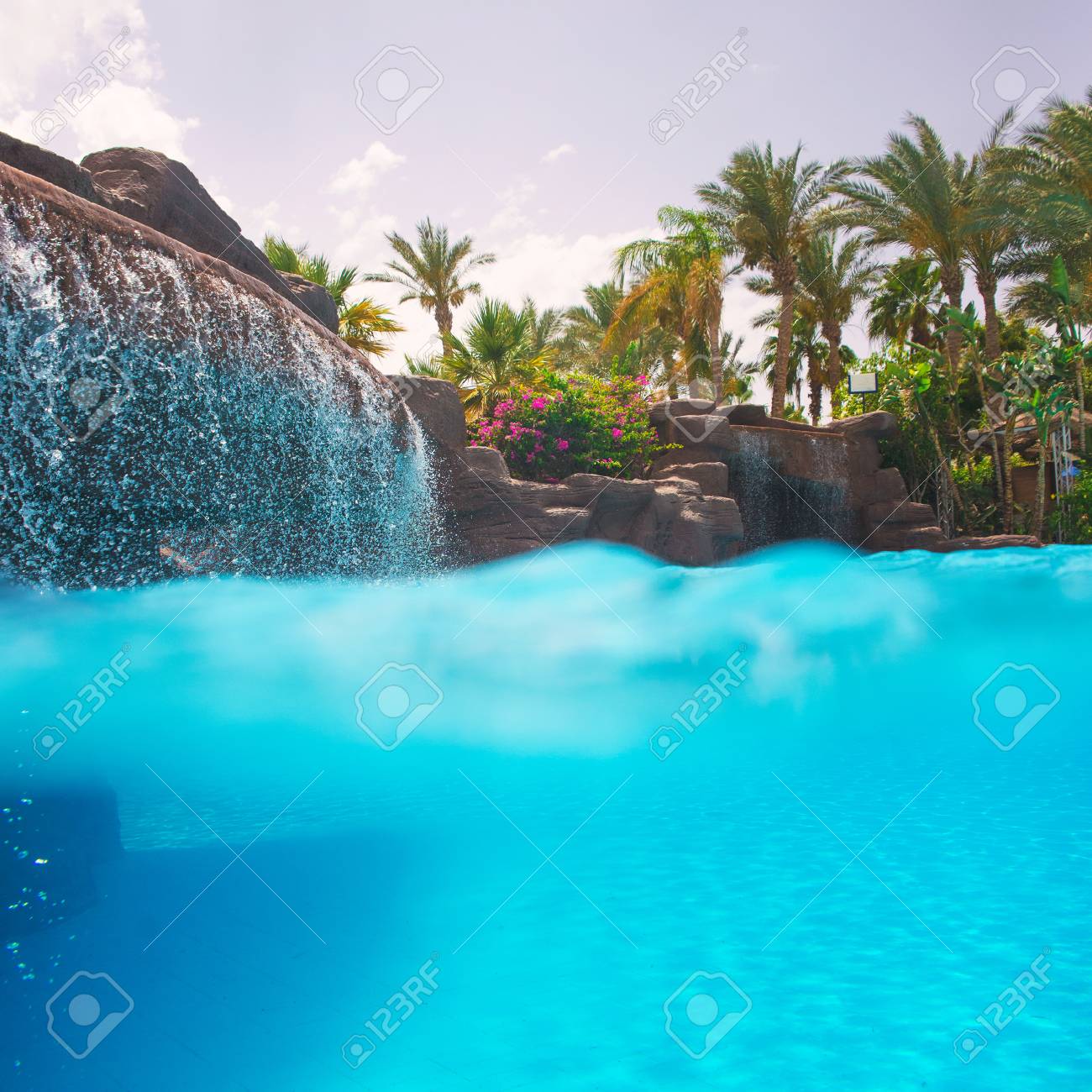 Nice View Of The Swimming Pool With Waterfall Lizenzfreie Fotos Bilder Und Stock Fotografie Image 109117427