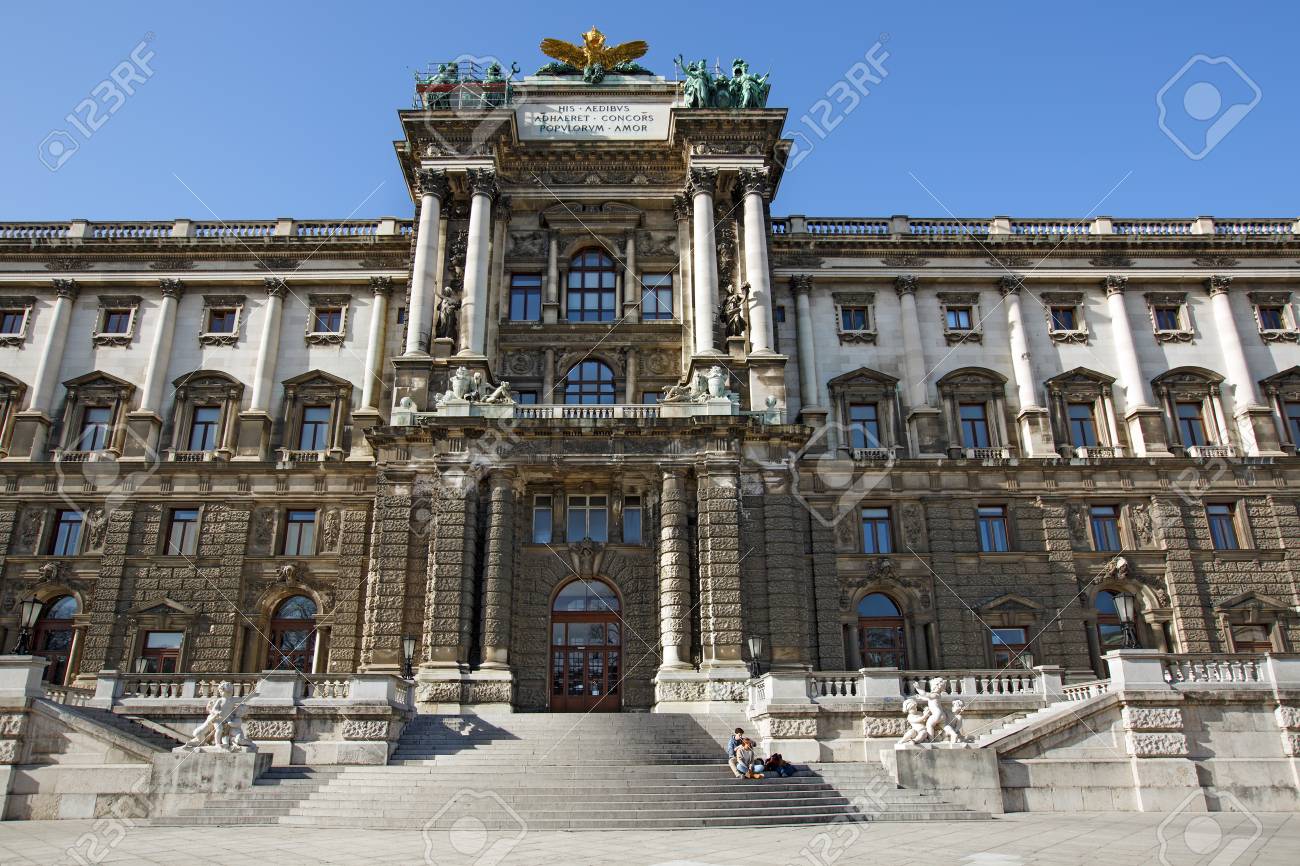 Wien Osterreich 22 Februar 2016 Museum Fur Volkerkunde Das Grosste Anthropologische Museum In Osterreich Wien Lizenzfreie Fotos Bilder Und Stock Fotografie Image 74753980