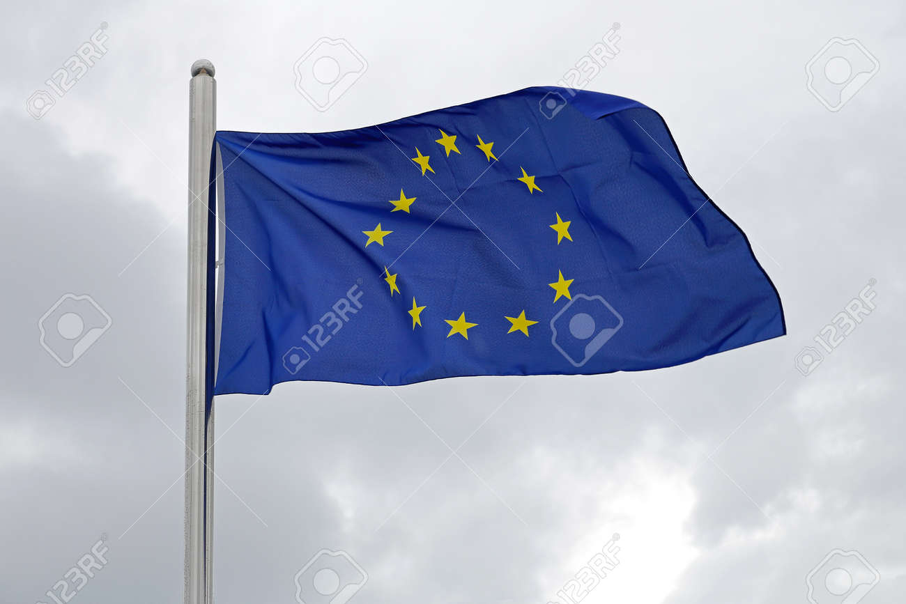 Europaischen Union Blaue Flagge Mit Gelben Sternen Lizenzfreie Fotos Bilder Und Stock Fotografie Image