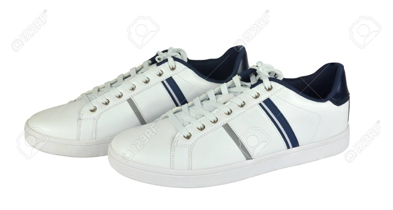 白い背景に分離された 2 つの白いスニーカー 他の後ろの 1 つの側面図 の写真素材 画像素材 Image 白い背景に分離された 2 つの白いスニーカー 他の後ろの 1 つの側面図 の写真素材 画像素材 Image