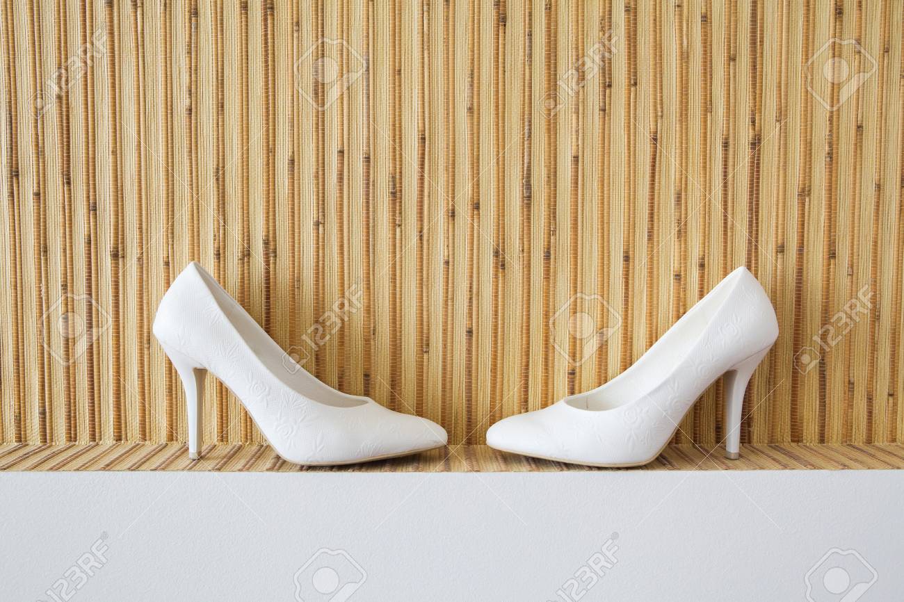 gorgeous wedding shoes