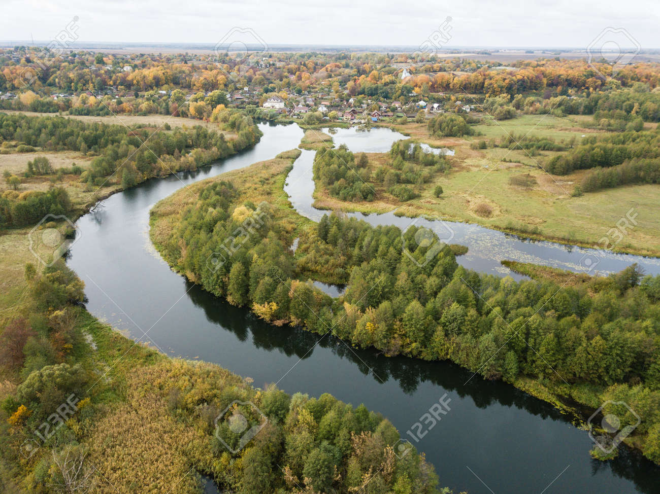 Aerial view of river Snov in autumn near village of Sednev, Chernihiv region, Ukraine. - 167297955 Aerial view of river Snov in autumn near village of Sednev, Chernihiv region, Ukraine. - 167297955
