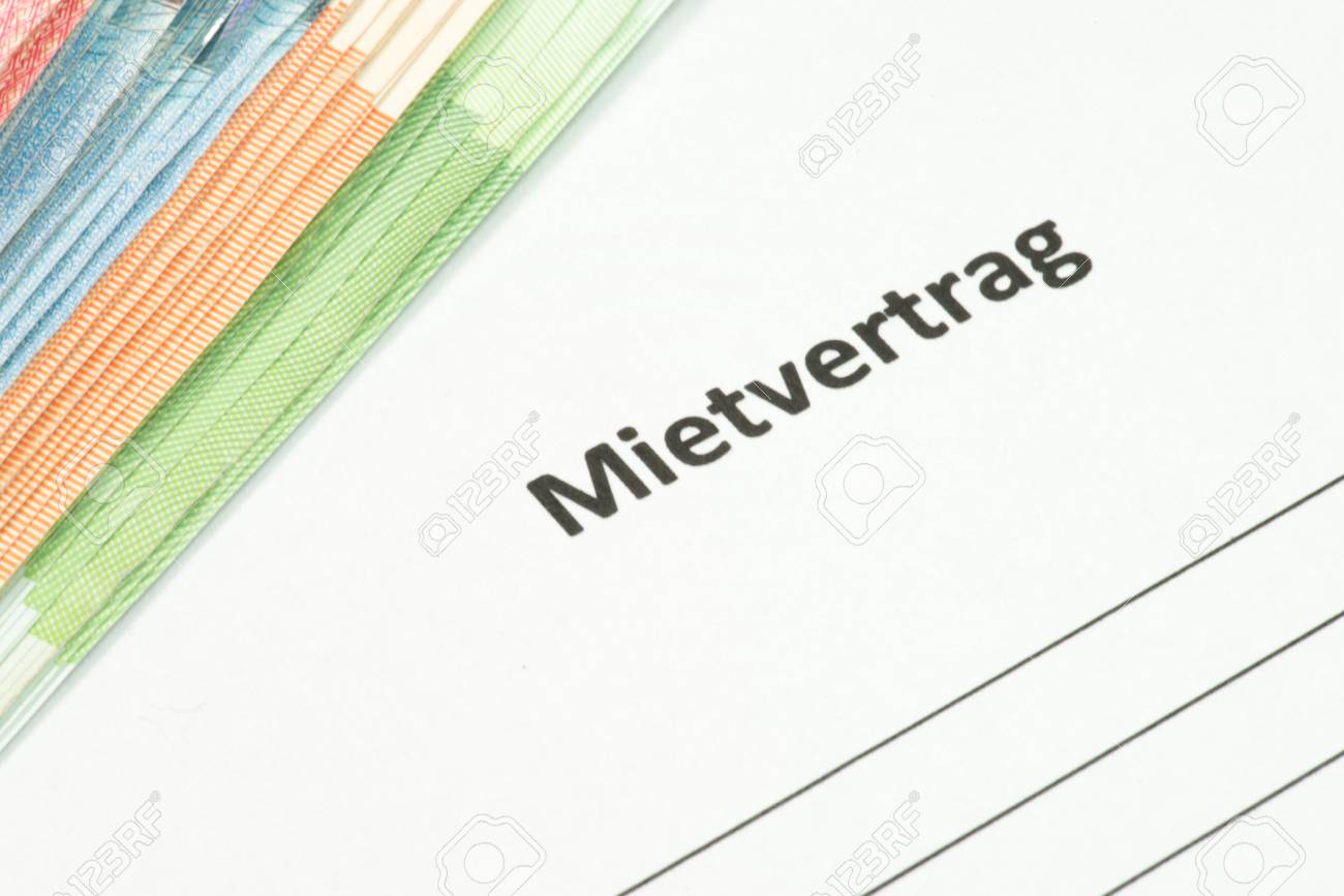 Ein Deutscher Mietvertrag Fur Ein Haus Und Euro Rechnungen