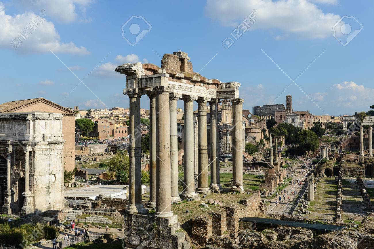 ローマ インペリアル フォーラム イタリアの古代遺跡 の写真素材 画像素材 Image