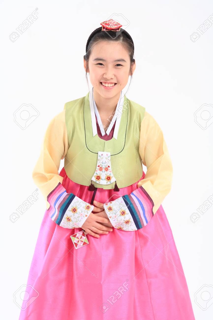 latest traditional dress for teenage girl