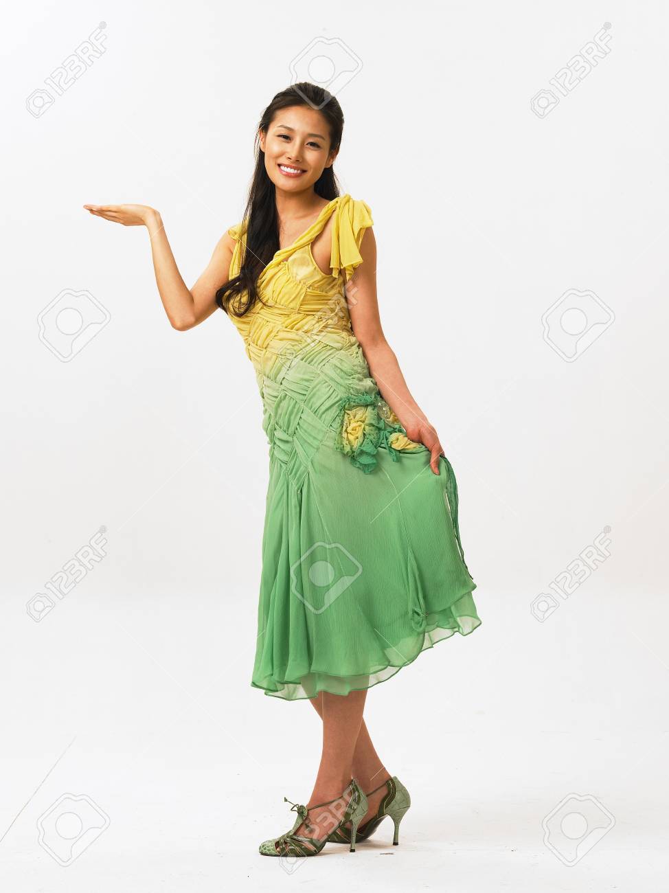 studio beach dresses