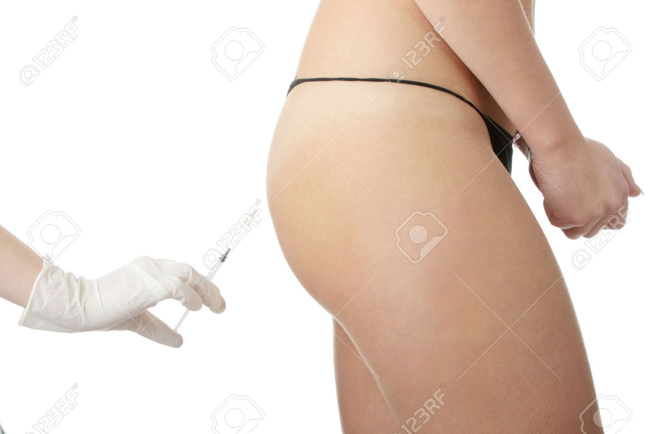 尻　注射 女性のボトックス注射 （お尻） を取得の写真素材・画像素材 Image 6302319