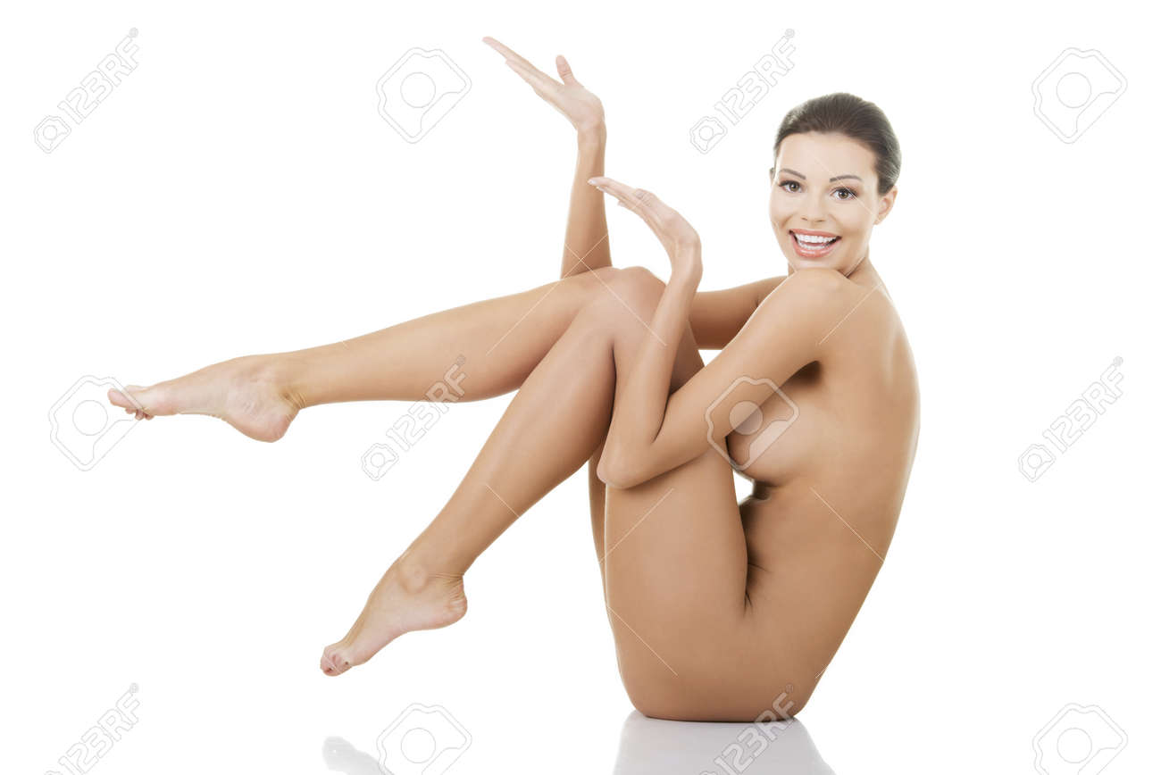 Nackt sich frauen präsentieren