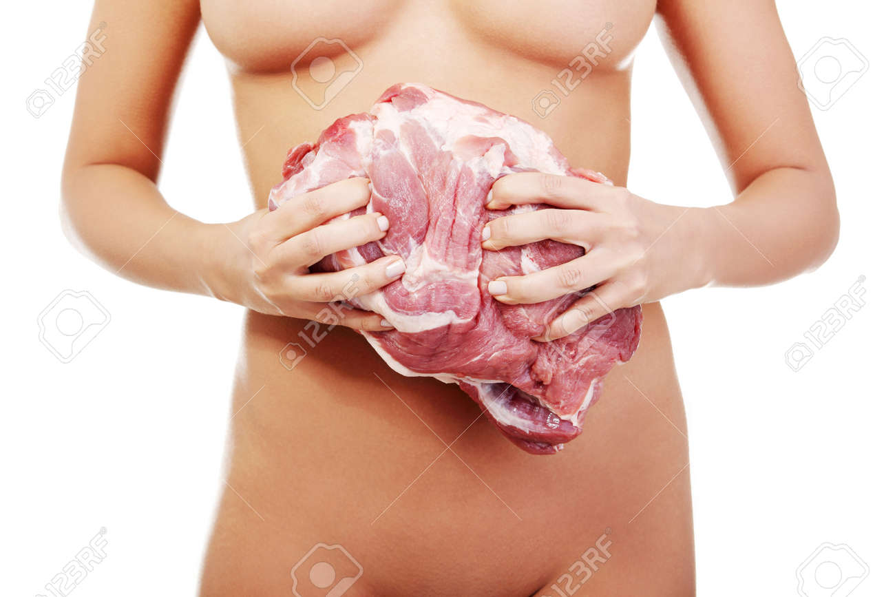 https://previews.123rf.com/images/bds/bds1402/bds140201683/25704797-femme-nue-tenant-grande-partie-de-la-viande-crue-cou-de-porc-prot%C3%A9ines-concept-de-r%C3%A9gime.jpg