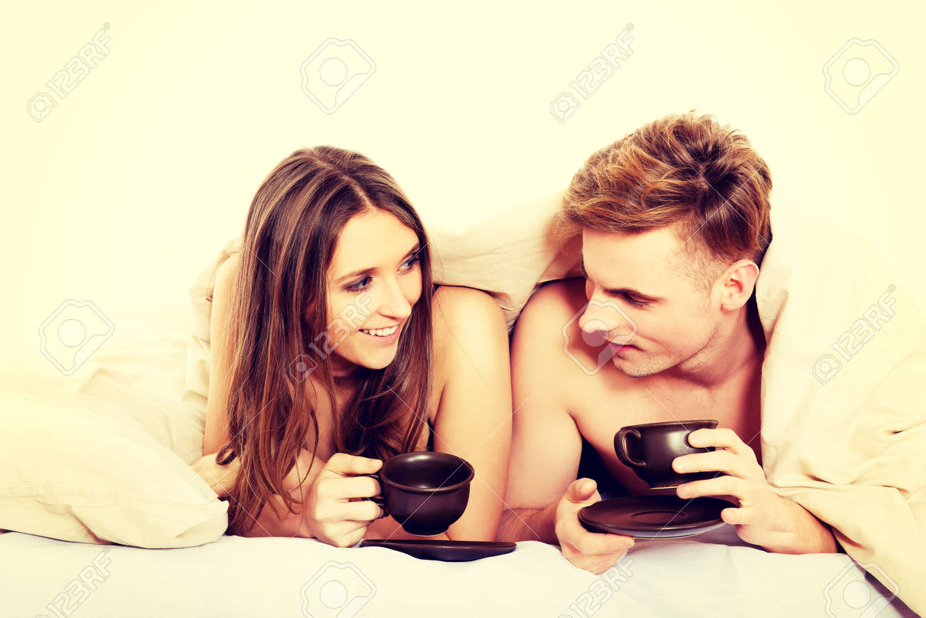 Featured image of post The Best 13 Imagenes De Parejas Tomando Cafe