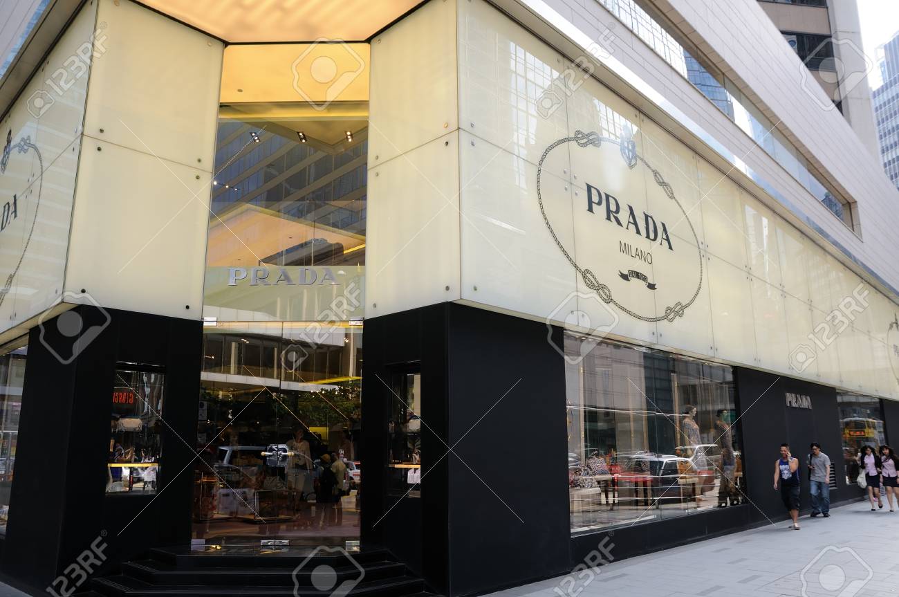 prada boutique