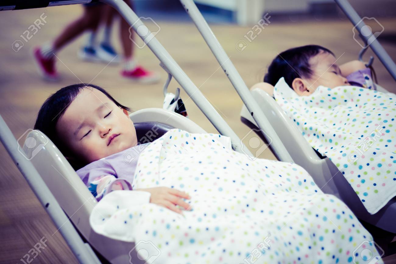 sleeping stroller