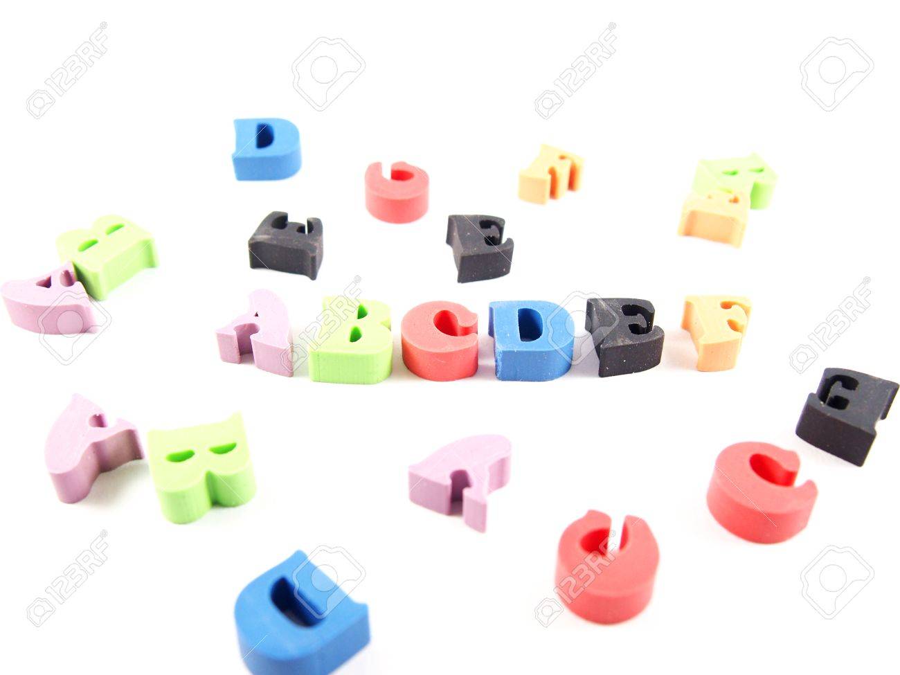 幼児教育文房具の英語アルファベットとしてカラフルな消しゴム の写真素材 画像素材 Image 幼児教育文房具の英語アルファベットとしてカラフルな消しゴム の写真素材 画像素材 Image