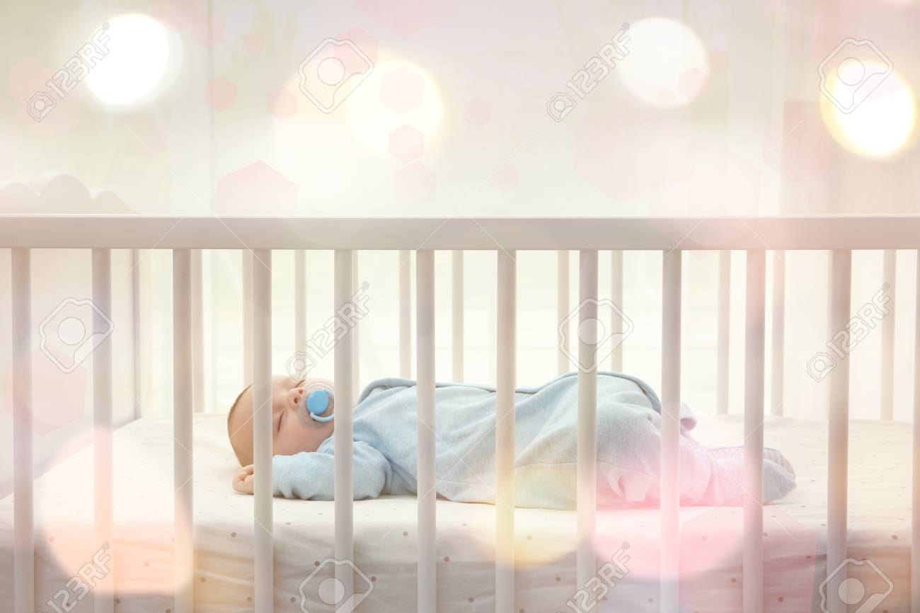 baby sleeping cradle