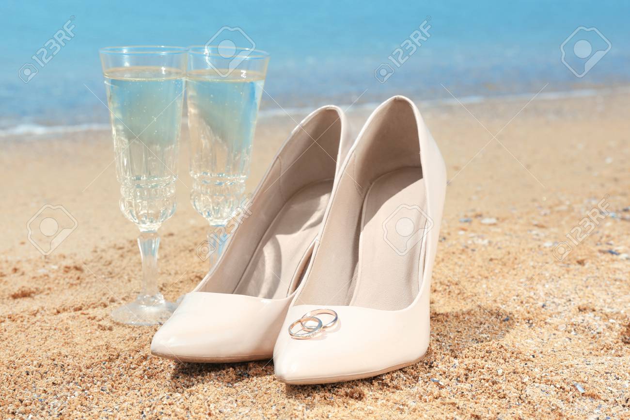 heels for beach