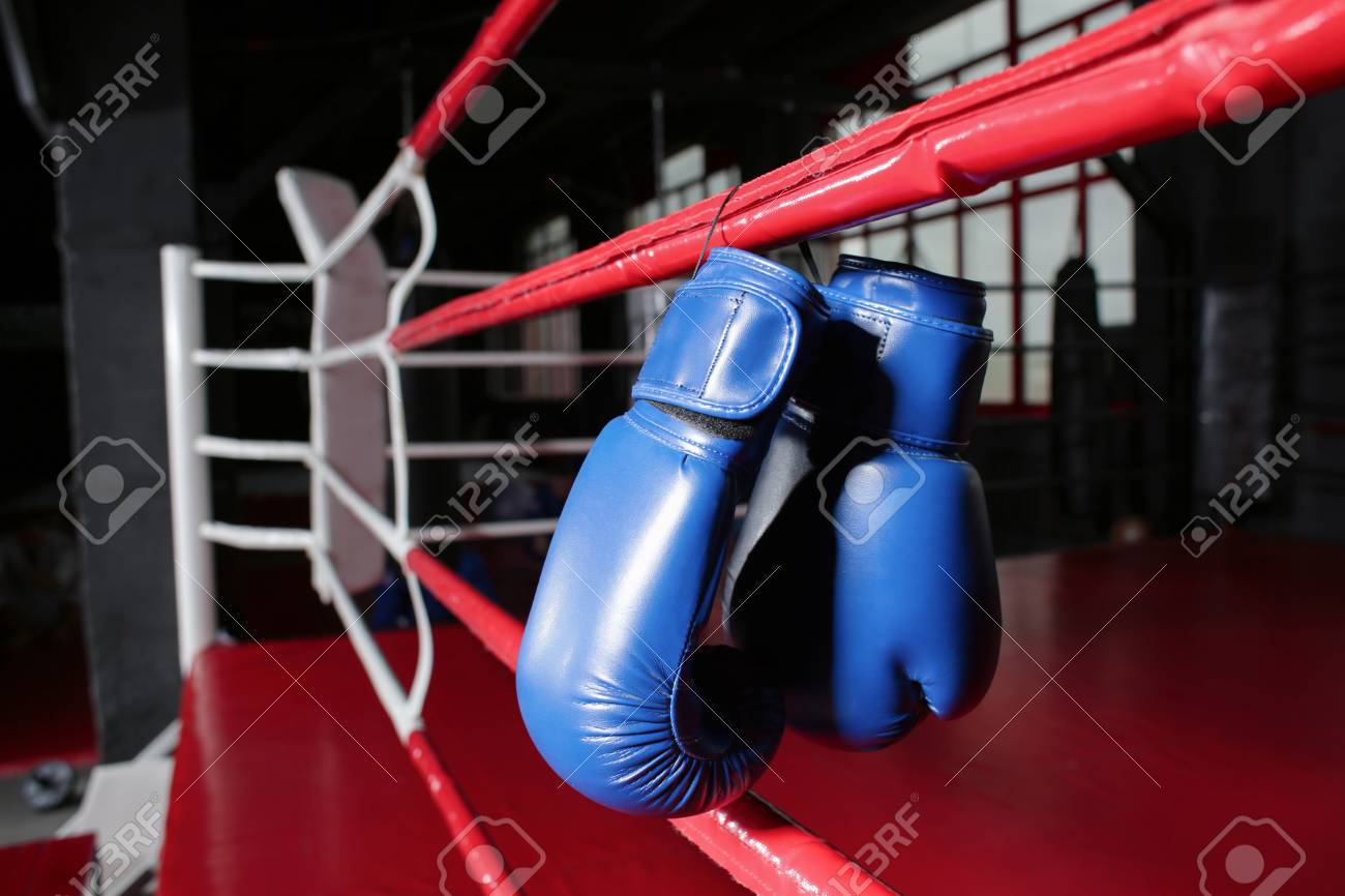 ring boxing gloves