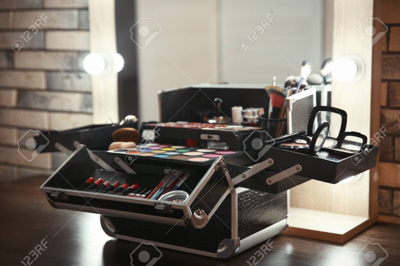 professional makeup desk
