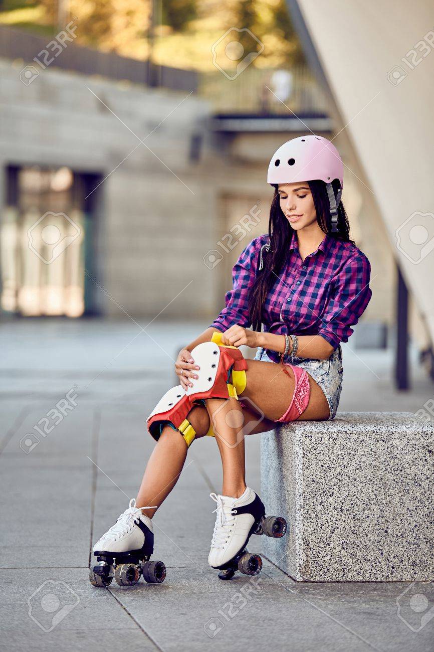 Fytoo Anti-fall Skating Protective Gear Childrens Knee Pads with Skateboard Skating Balance Car Helmet Protective Gear Set Pink Fytoo Anti-fall Skating Protective Gear Childrens Knee Pads with Skateboard Skating Balance Car Helmet Protective Gear Set Pink