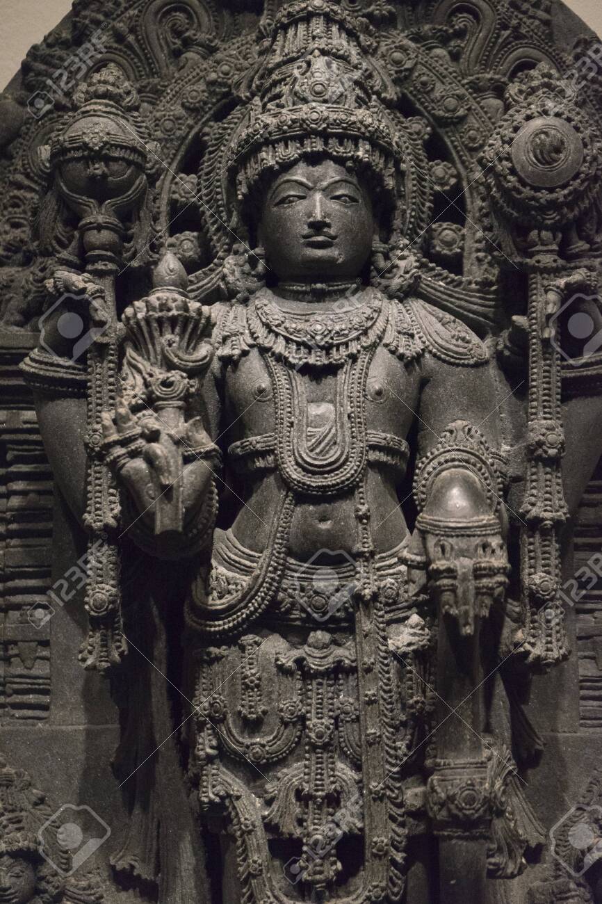 古代インド文明の彫刻、博物館のインド仏像。の写真素材・画像