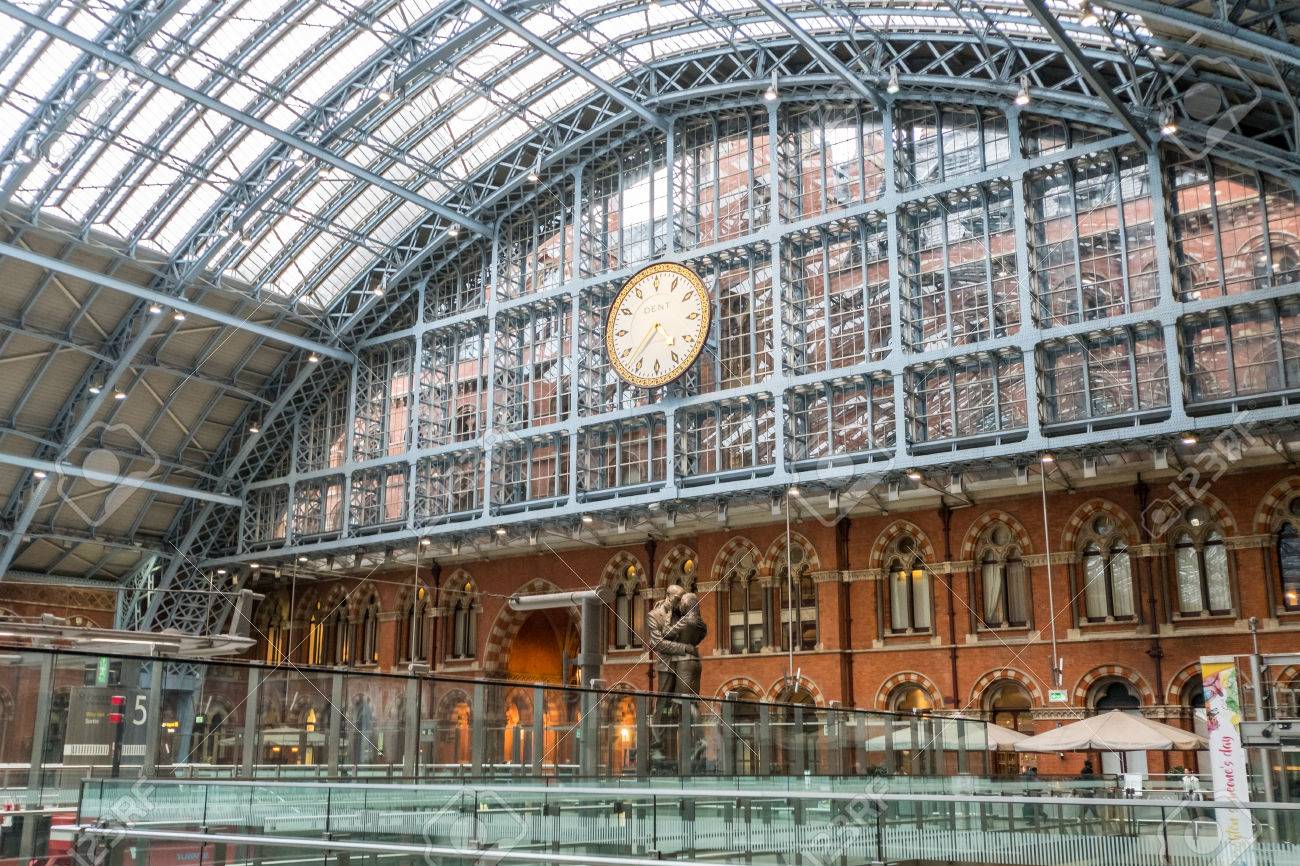 キングス クロス駅 ロンドン の写真素材 画像素材 Image