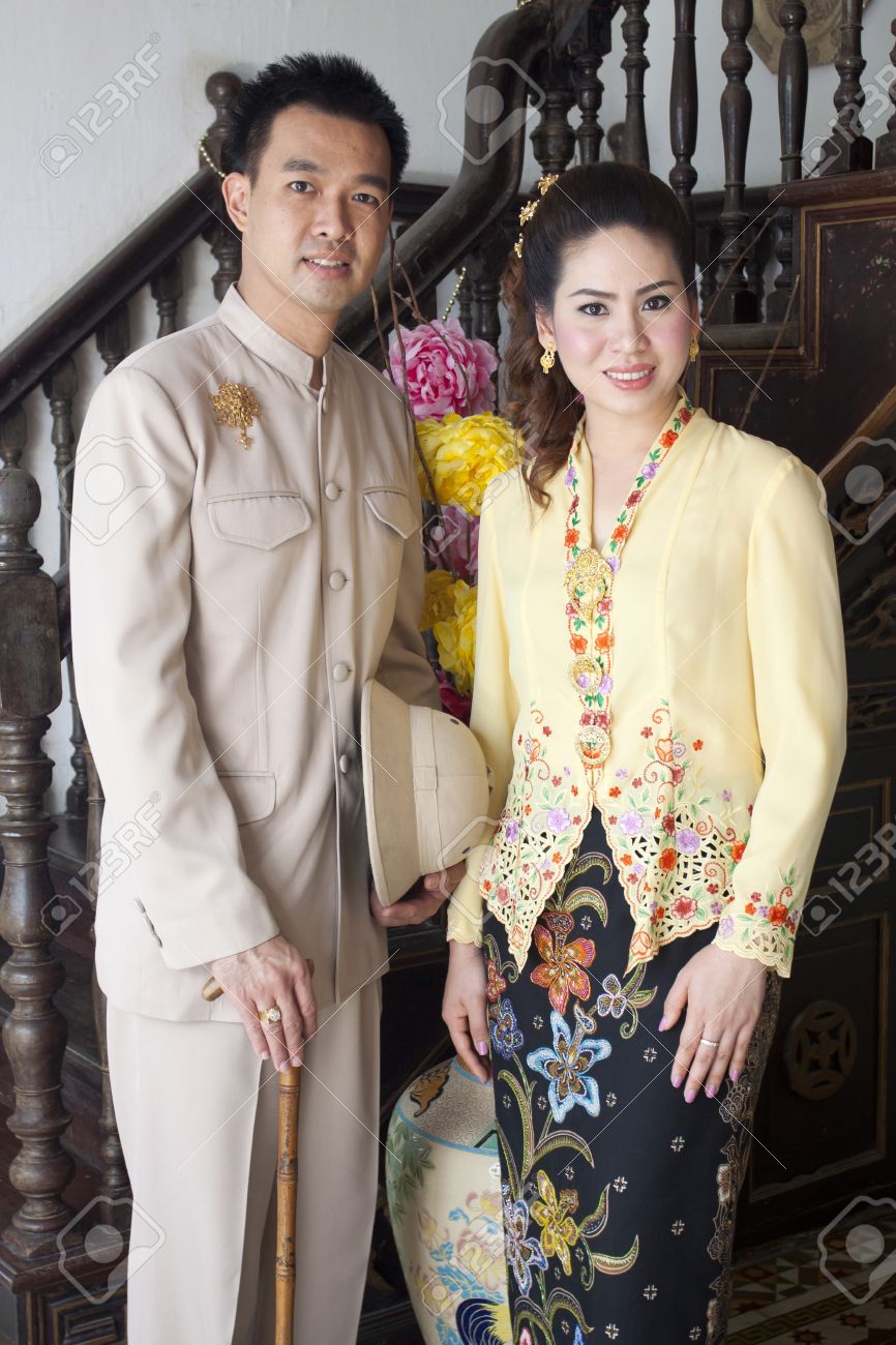 Baba nyonya tradisional clothes baba nyonya religion