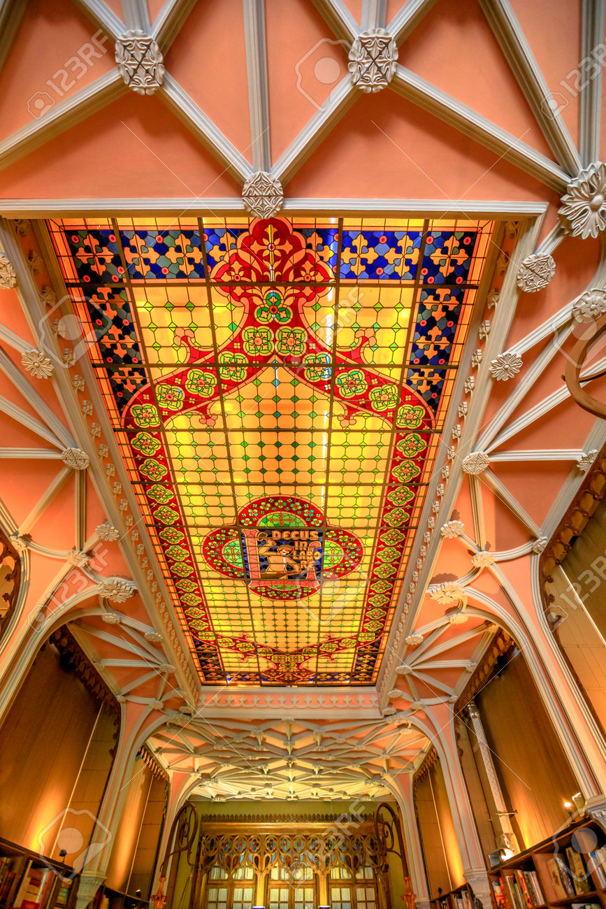 Oporto Portugal August 13 2017 The Spectacular Ceiling Made