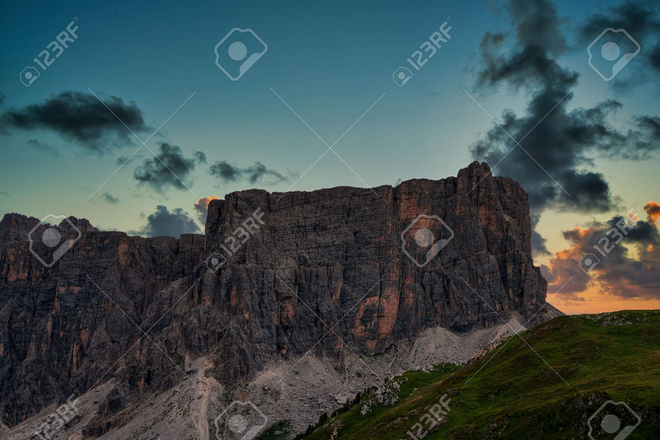 etiam-dictum-ipsum-a-felis