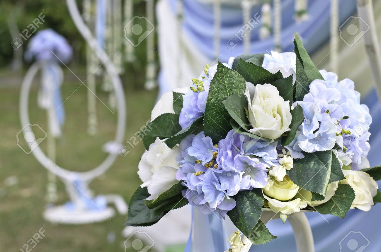 Beautiful Artificial Flowers Arrangement For Wedding Ceremony In Light Blue  Theme Stock Photo, Picture and Royalty Free Image. Image 28218052., image size:1300x861