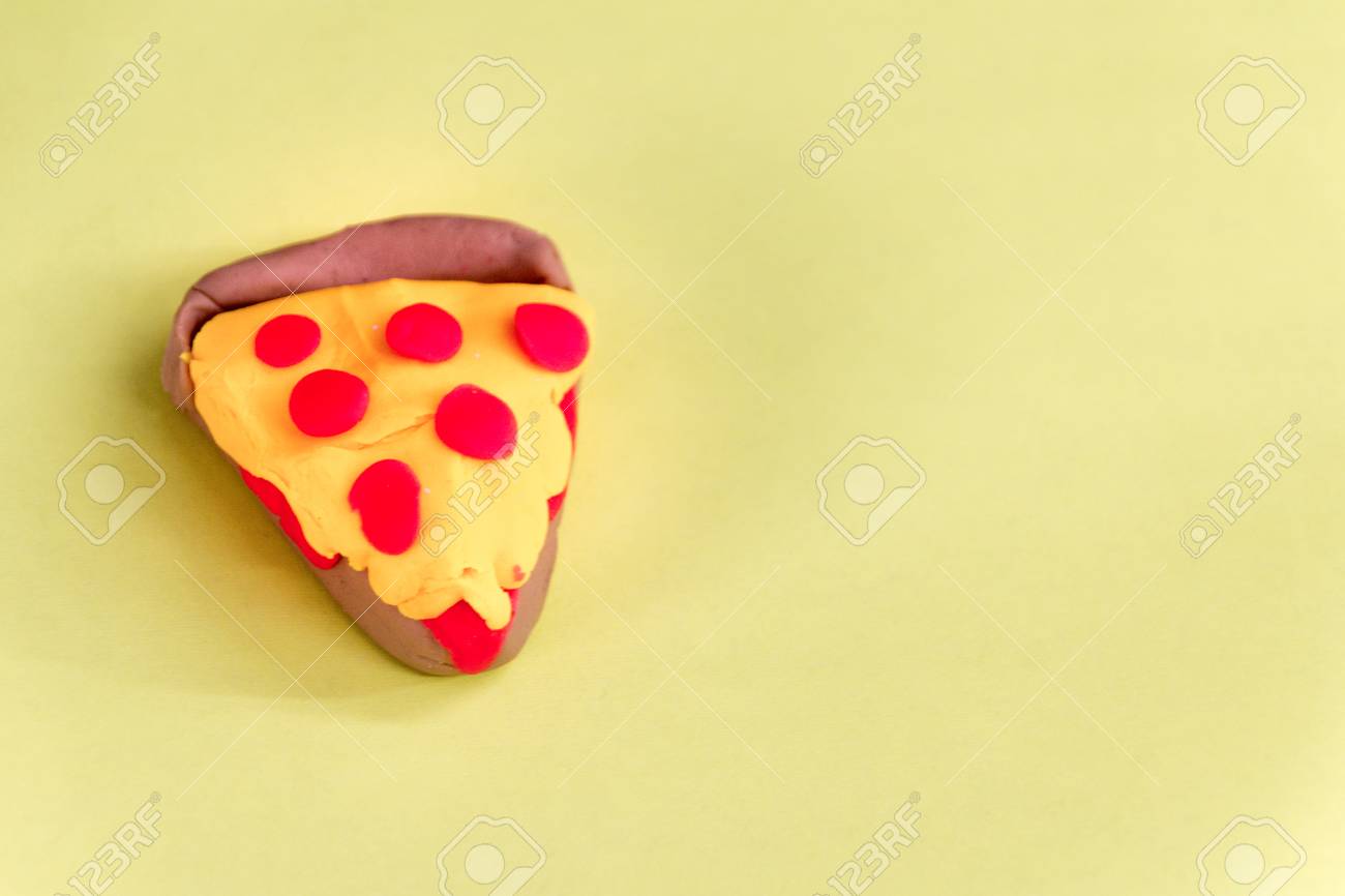 pizza en plastilina