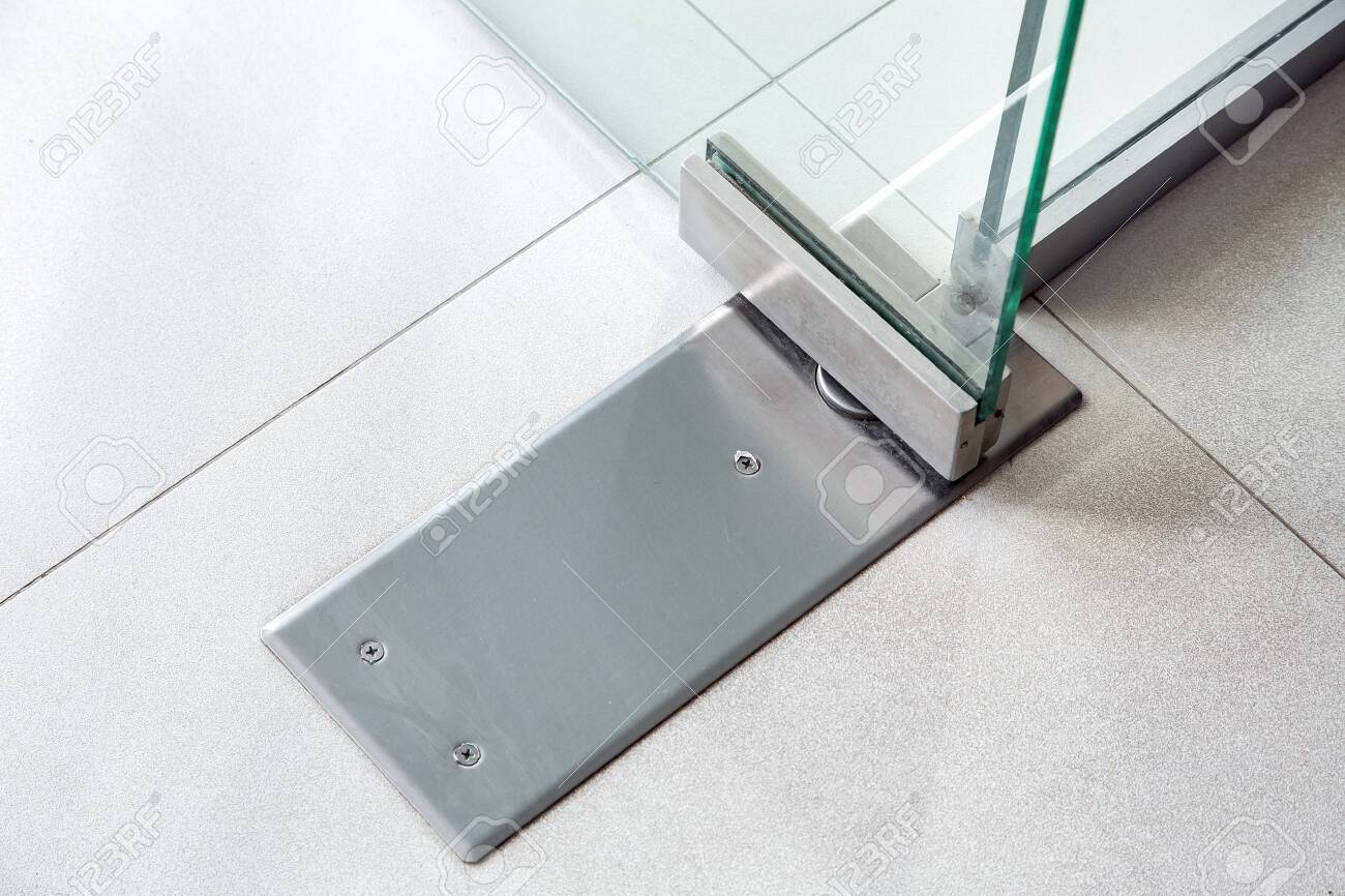 Glass Door Fittings, Swivel Mechanism 