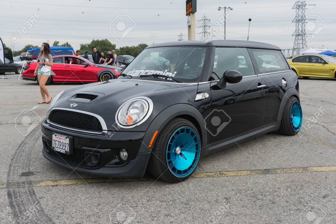 Mini Cooper Usa >> Irwindale Usa March 4 2017 Mini Cooper S On Display During Mini Cooper Usa >> Irwindale Usa March 4 2017 Mini Cooper S On Display During