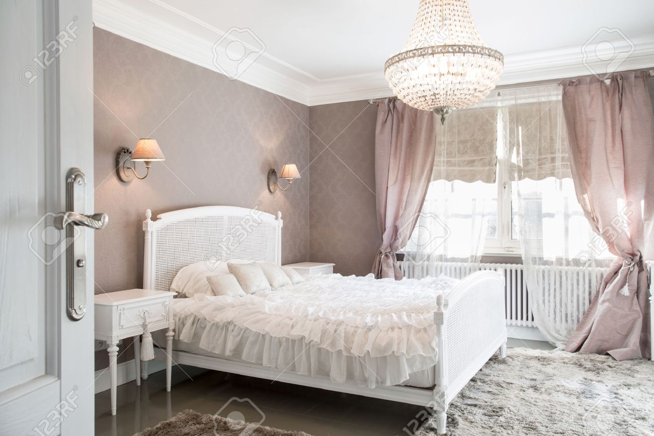 Chambre Idéal Pour Femme En Style Romantique Banque D\'Images Et ... Chambre Idéal Pour Femme En Style Romantique Banque D\'Images Et ...