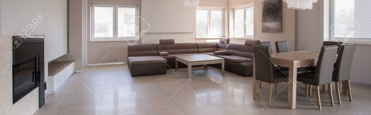Exklusive Wohnzimmer Interieur In Beige Design Lizenzfreie Fotos ... Exklusive Wohnzimmer Interieur In Beige Design Lizenzfreie Fotos ...