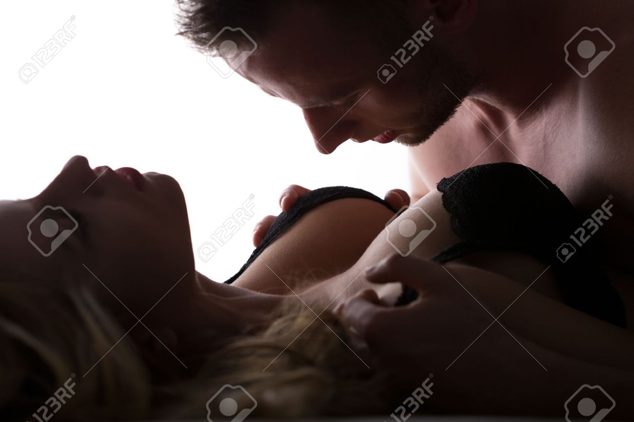 Passionate Sexy Couple Making Love In Bed Stock Photo, Picture and Royalty  Free Image. Image 40618019.