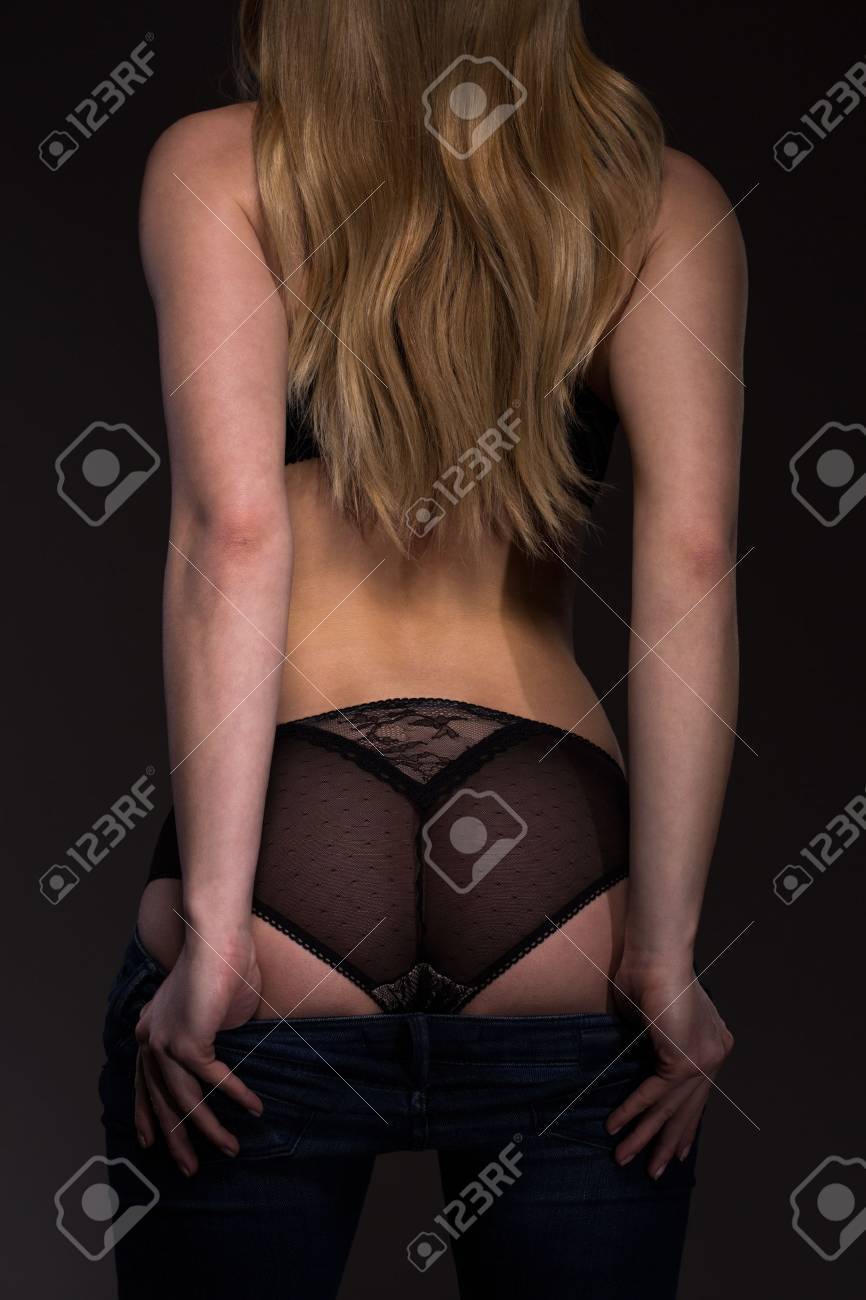 パンティ脱ぎ お尻 