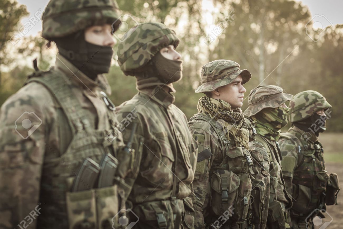 Cuadro De Soldados Durante El Entrenamiento Basico De Combate Fotos Retratos Imagenes Y Fotografia De Archivo Libres De Derecho Image 46503876 Cuadro De Soldados Durante El Entrenamiento Basico De Combate Fotos Retratos Imagenes Y Fotografia De Archivo Libres De Derecho Image 46503876