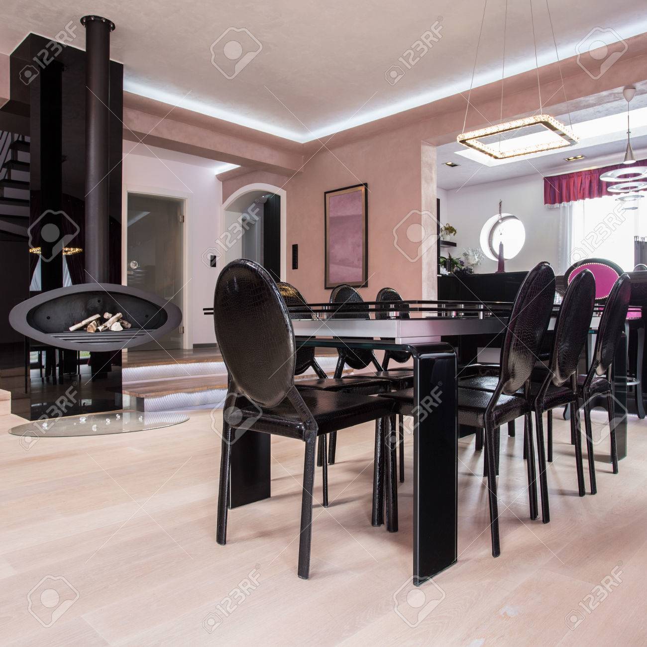 Imagen De La Nueva Zona De Comedor Con Chimenea De Diseño Fotos ... Imagen De La Nueva Zona De Comedor Con Chimenea De Diseño Fotos ...