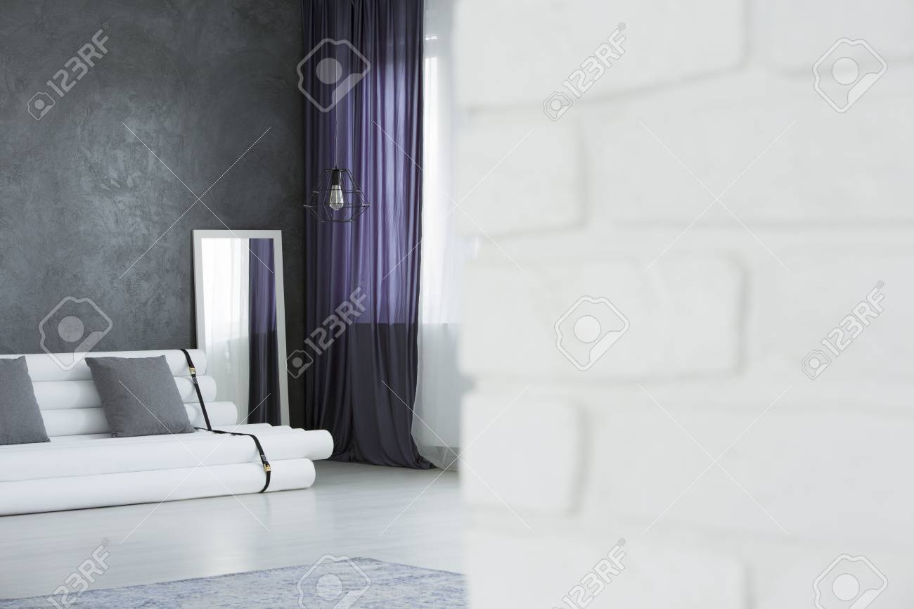 Vacie La Pared De Ladrillo Blanco En El Interior De La Sala De