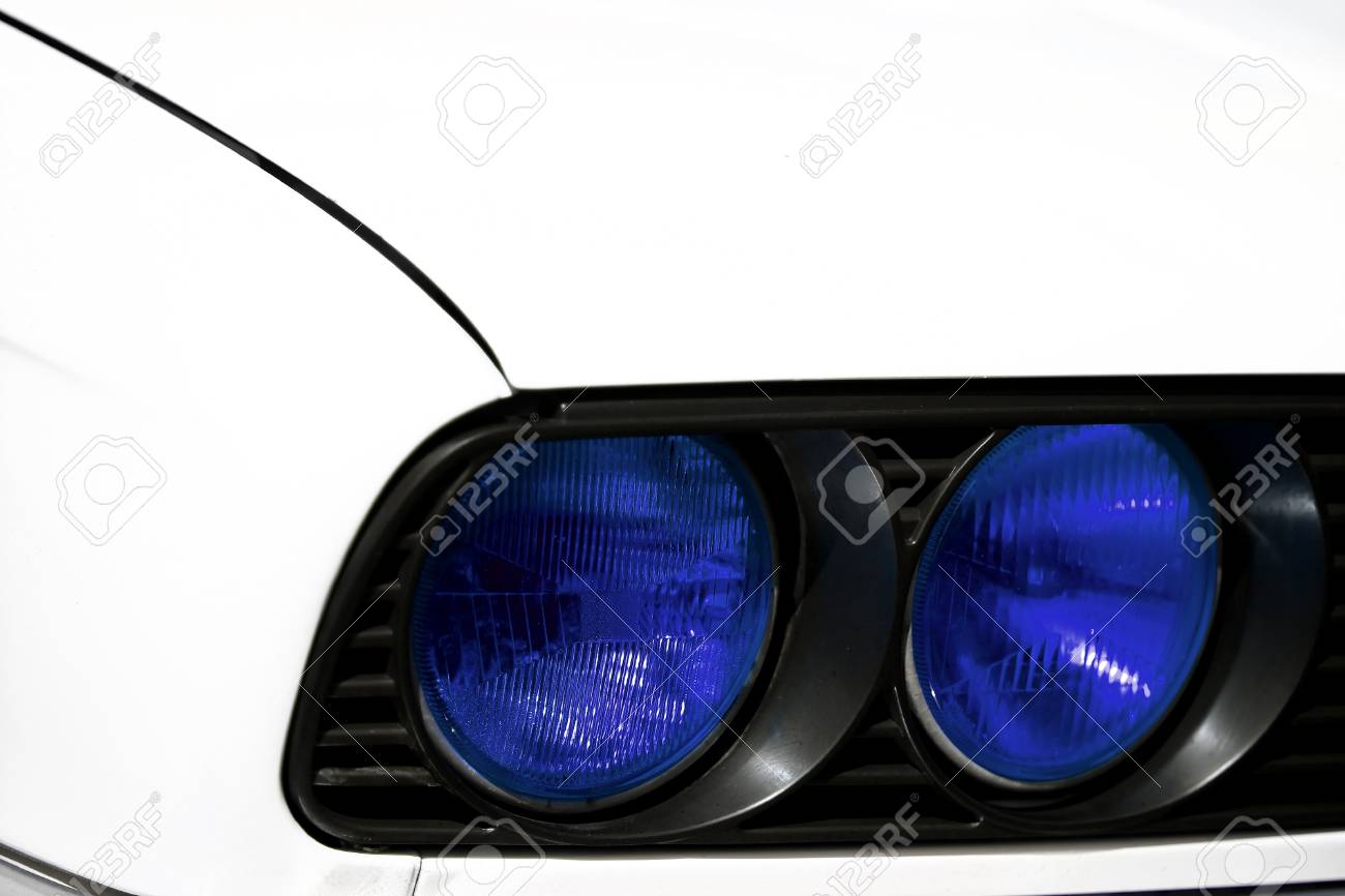 ビンテージ車のヘッドライトの色の詳細 の写真素材 画像素材 Image